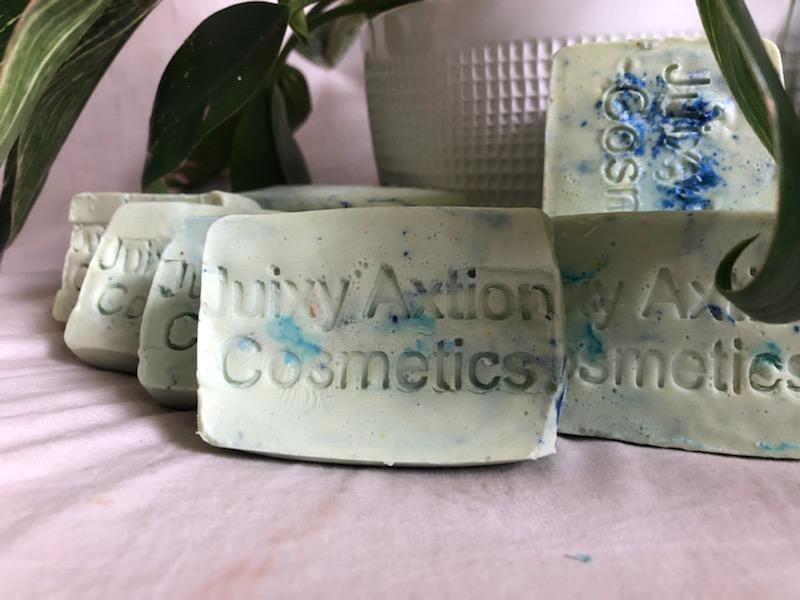 MEN ISSY BLUE OAT SOAP